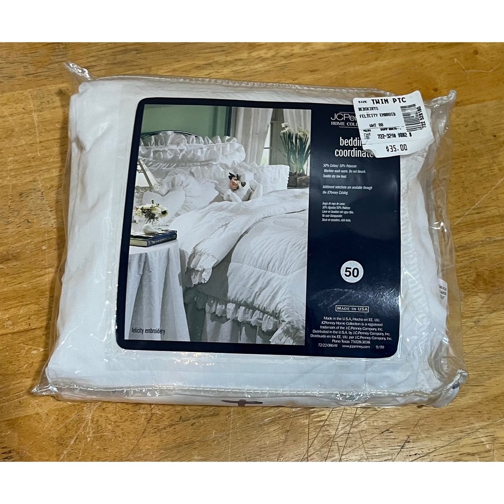 JCPenney Felicity Embroidery Twin Bedskirt White Ruffled Vintage 1999‎ Eyelet